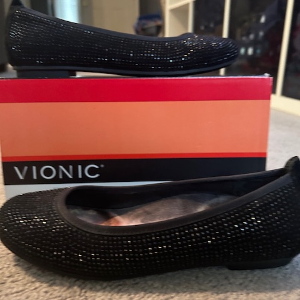 Vionic Black bejewelled flats